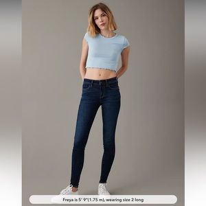 New With Tags American eagle next level stretch dark Jeggings size 6